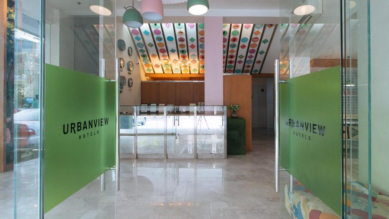 Urbanview At Lacson Street Bacolod City By Reddoorz Bagian luar foto