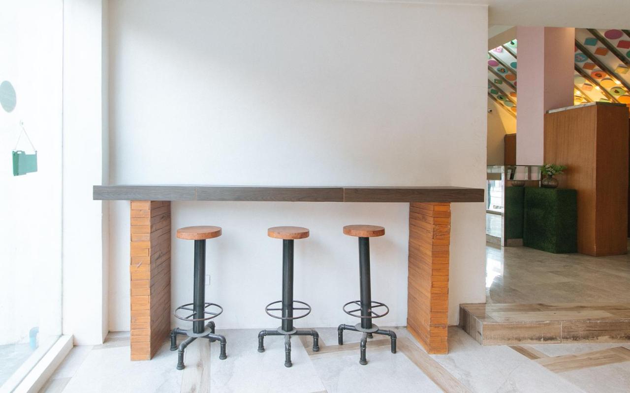 Urbanview At Lacson Street Bacolod City By Reddoorz Bagian luar foto